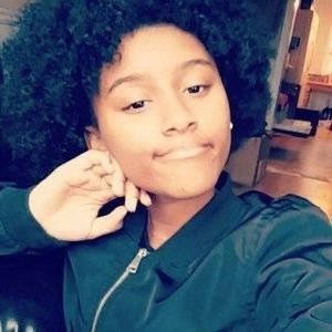 Meet your Posher, Sarai